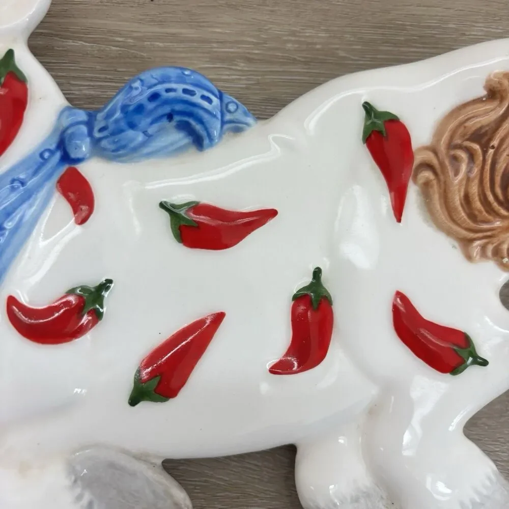OTAGIRI Vintage Cow Chili Pepper Ceramic Spoon Rest WallHanging Figurine 7
